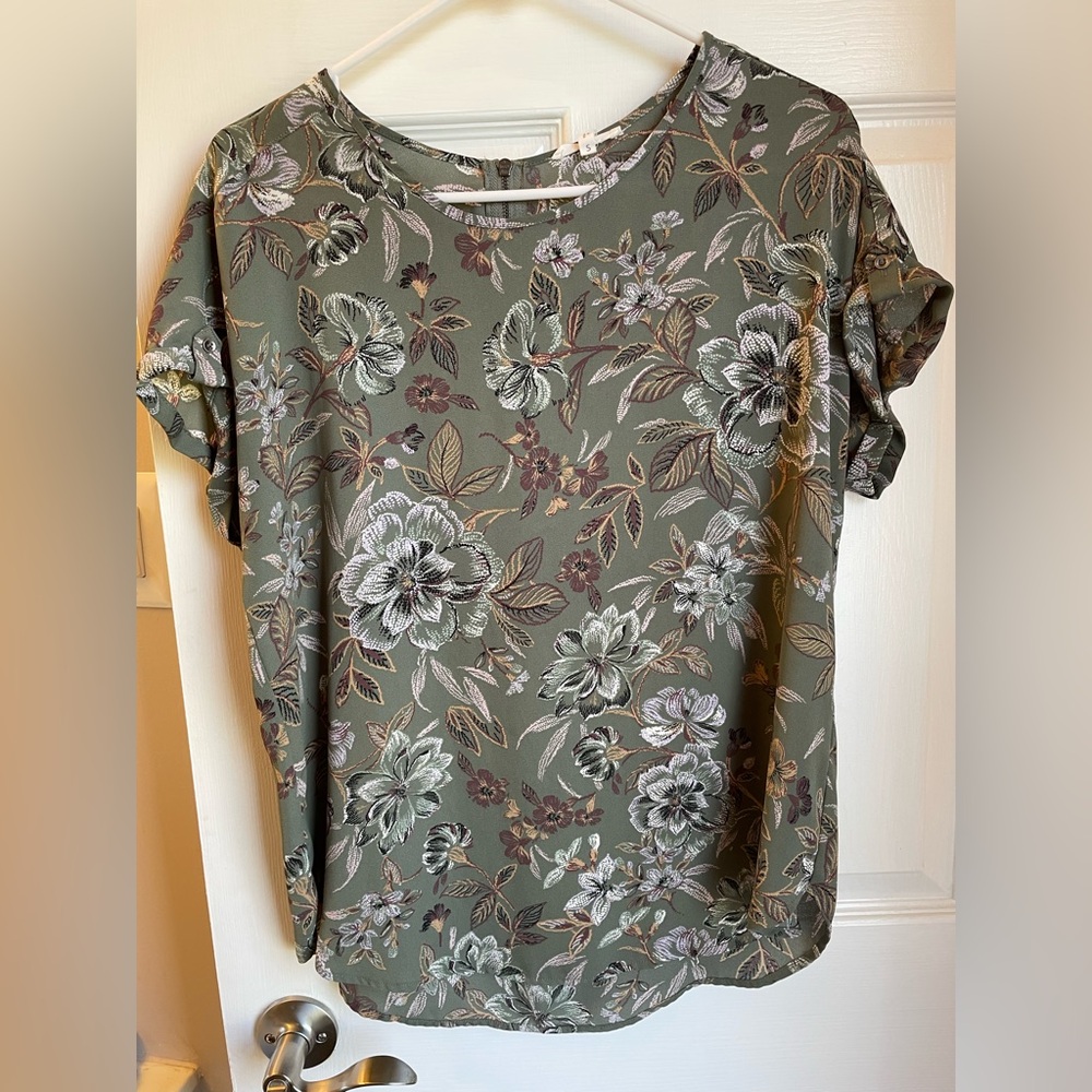 Maurice’s green floral blouse